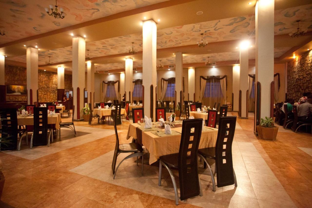 Silver Springs Hotel Kampala Exterior foto